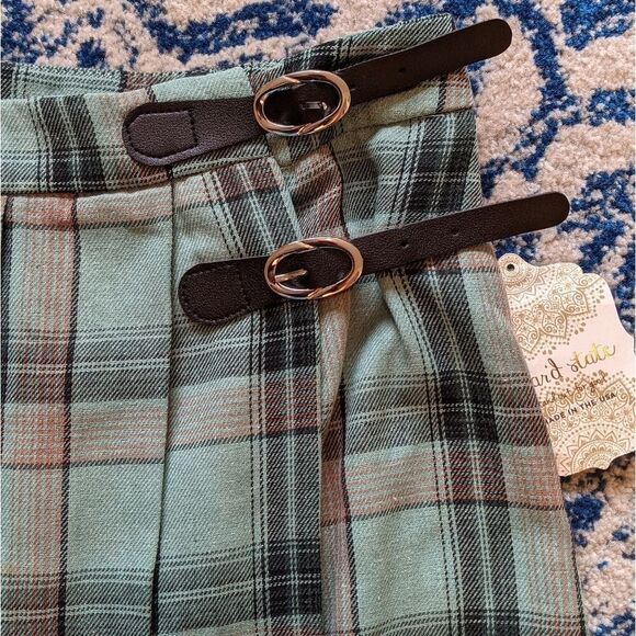 NWT Altar'd State Tracey Plaid Pleated Buckle Skirt Size Medium - Picture 5 of 7